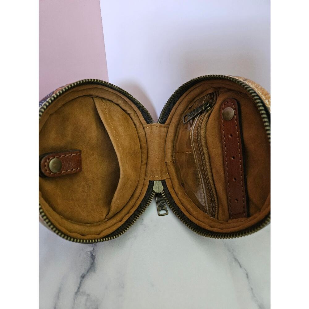 Patricia Nash Diamante Jewelry Case - Picture 4 of 4